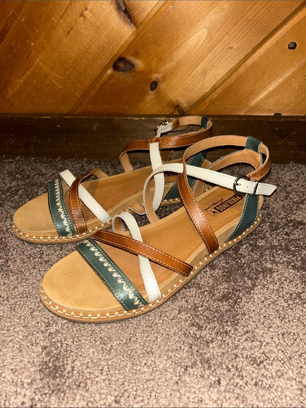 Pikolinos Marazul leather strappy flat sandals